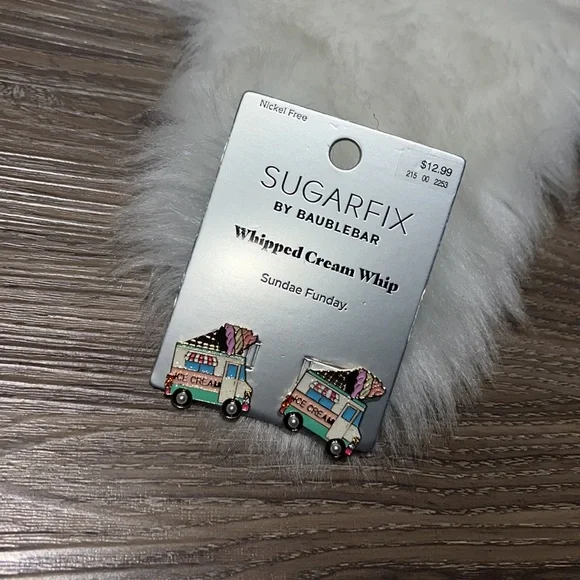 Ice cream truck earrings - Picture 2 of 4